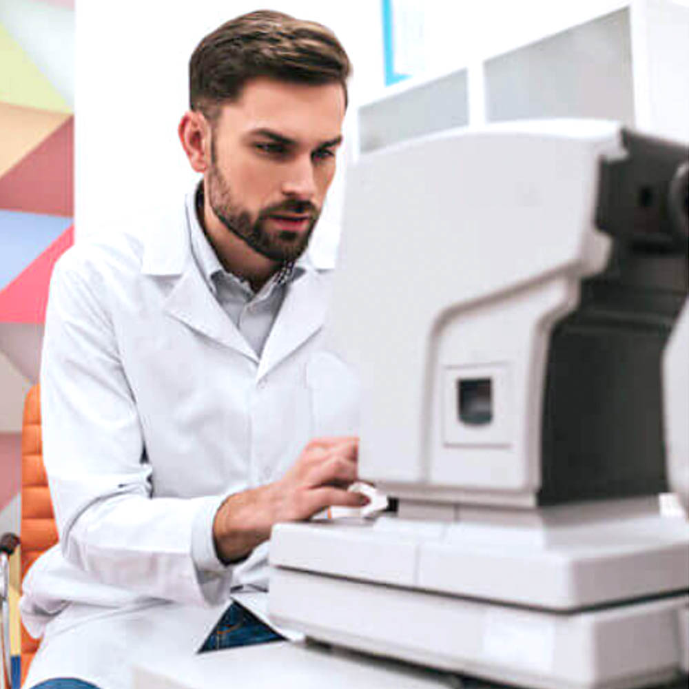 optometrist in North Central